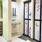 Jb Austin Perdana Homestay@Simple Comfy For 11Pax